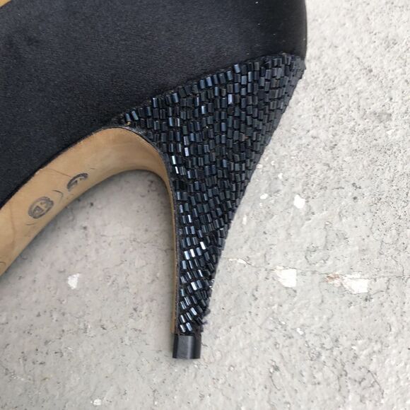 Satin and beaded Gucci’s - Picture 3 of 9